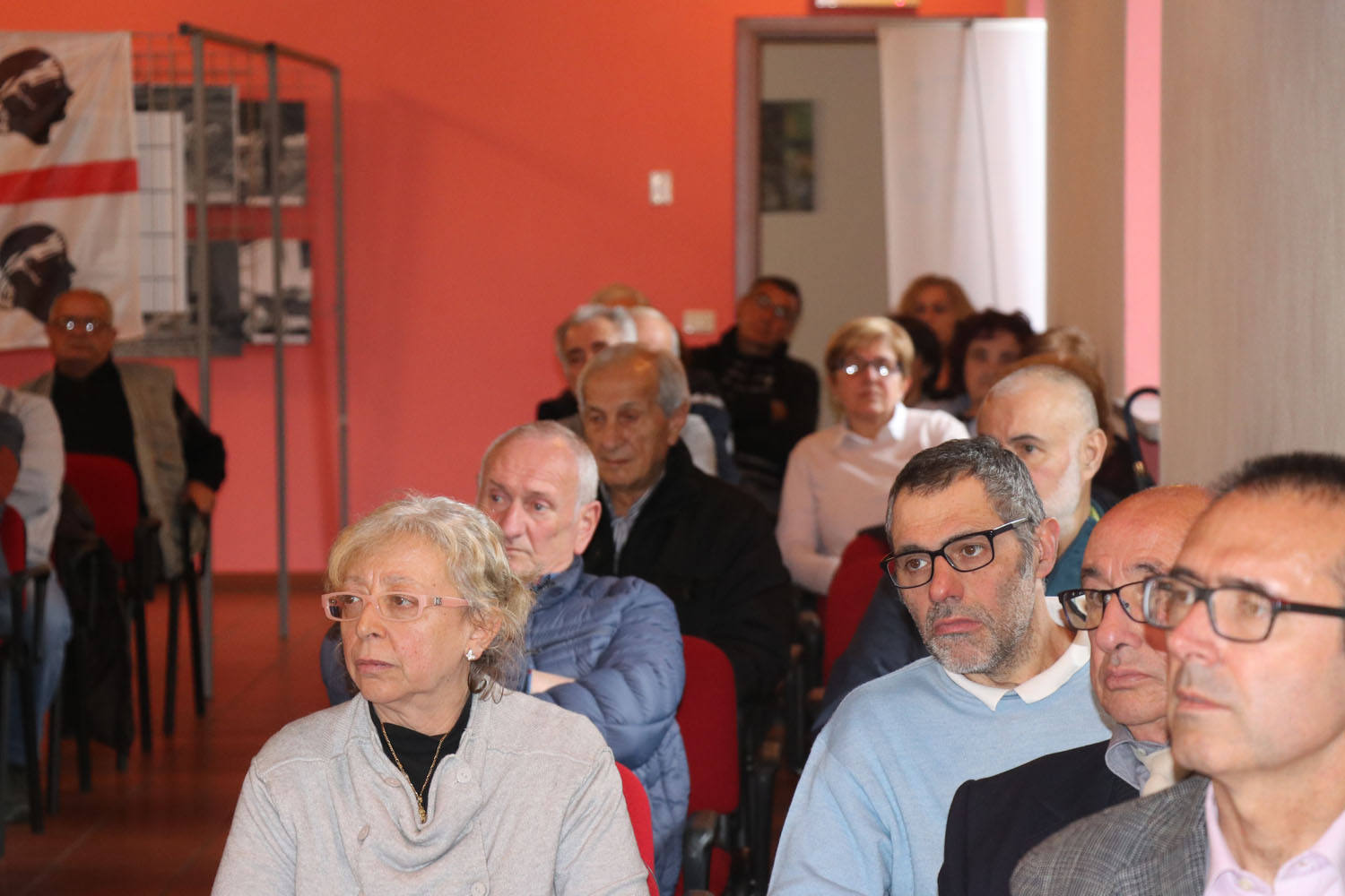 "Io sto con i Pastori" - Dibattito sulla vertenza del latte in Sardegna