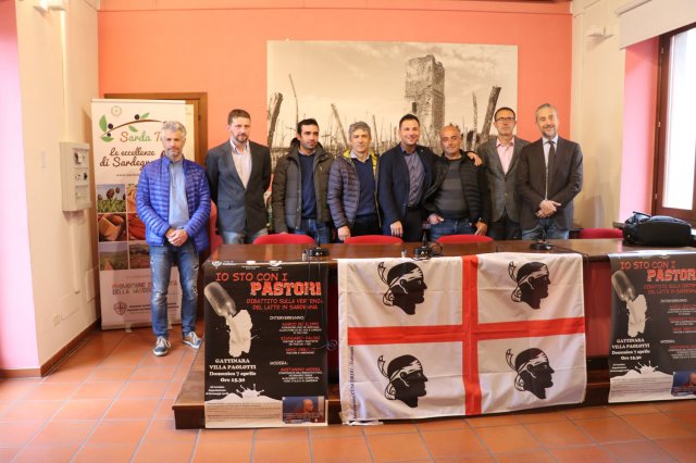2019-04-07 “Io sto con i PASTORI”- Dibattito sulla vertenza del latte in Sardegna